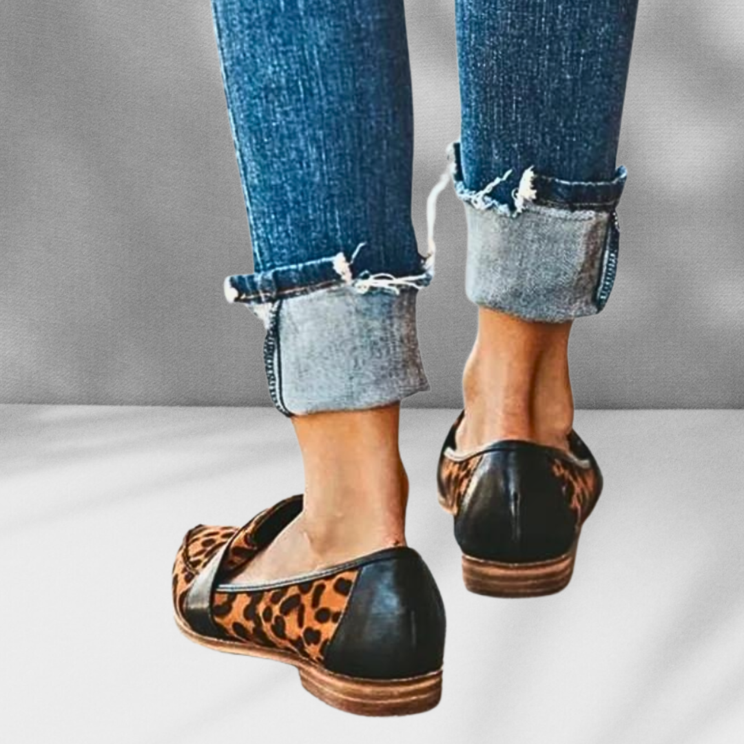 Maristella™ | Mocassino in Camoscio con Punta Elegante