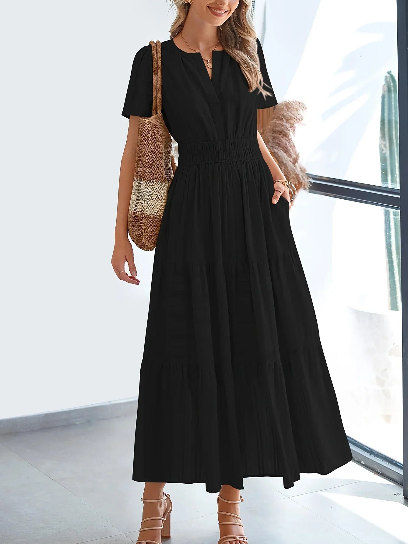Cinzia™ | Abito Elegante e Lusinghiero con Dettagli in Pizzo