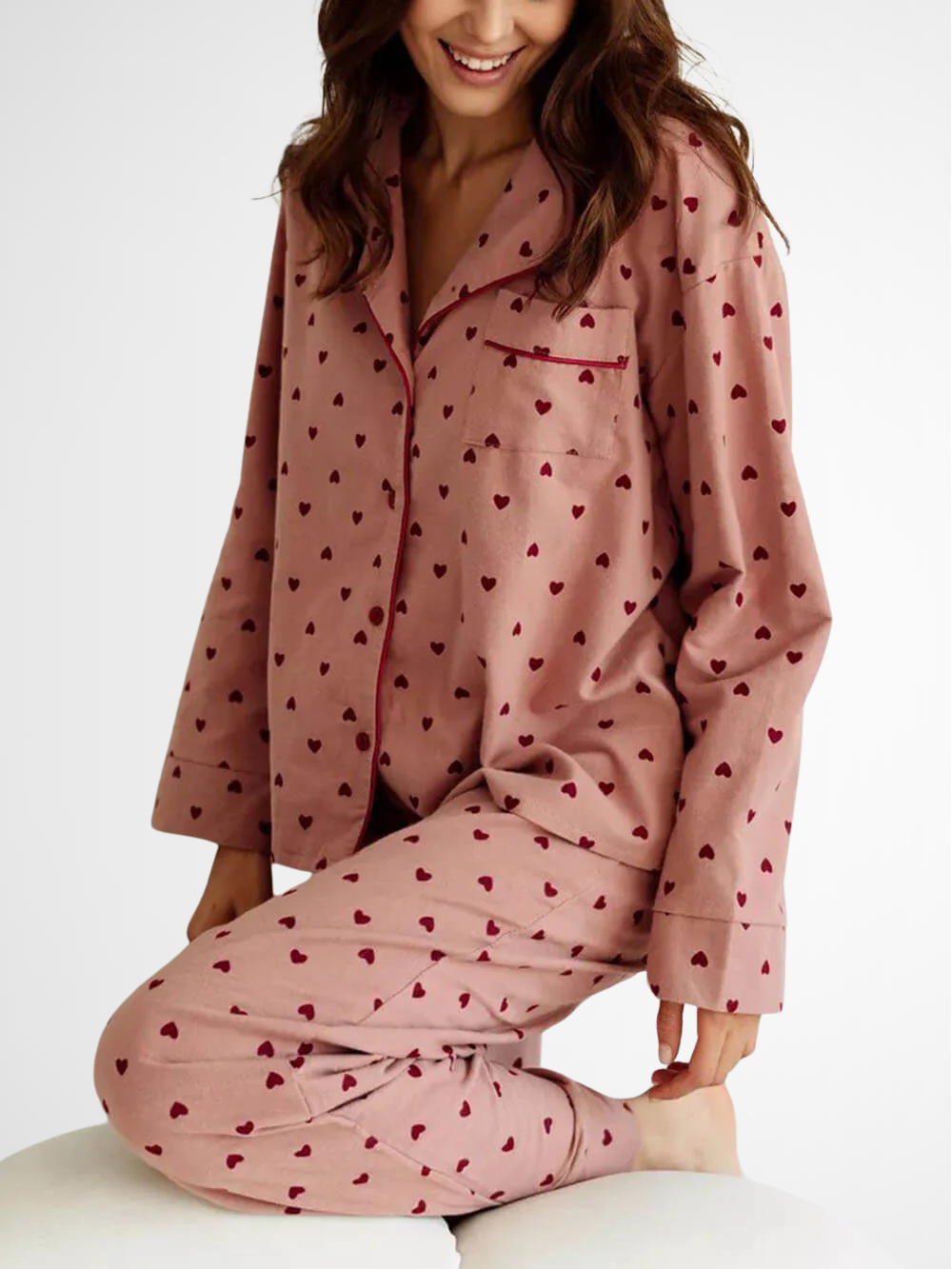 Lavinia™ | Completo da pigiama in stile francese con revers e motivo a cuori